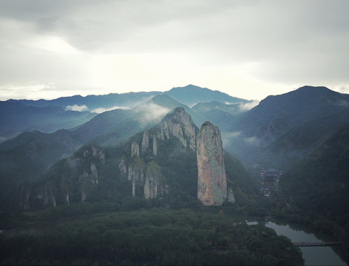 朱谭山