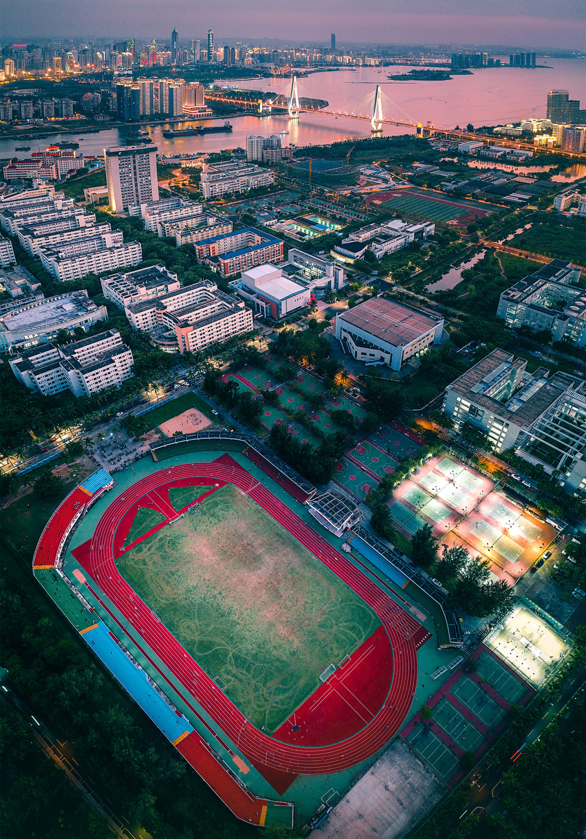 海南大学第一运动场