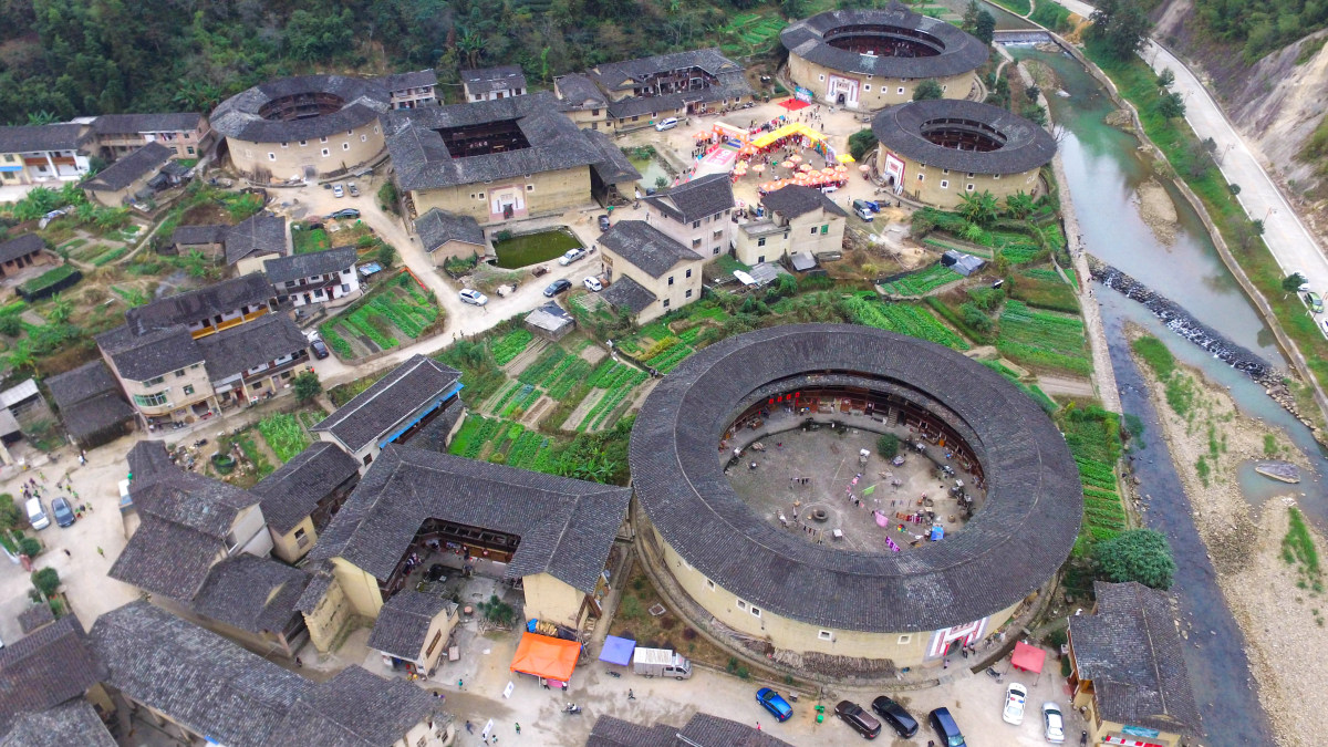 神话般的山区建筑——土楼