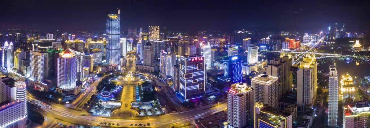 这里是南宁拍摄夜景最美的地方,地王大厦等高楼都在此,核心的商务区