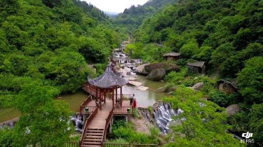 初夏铜源峡