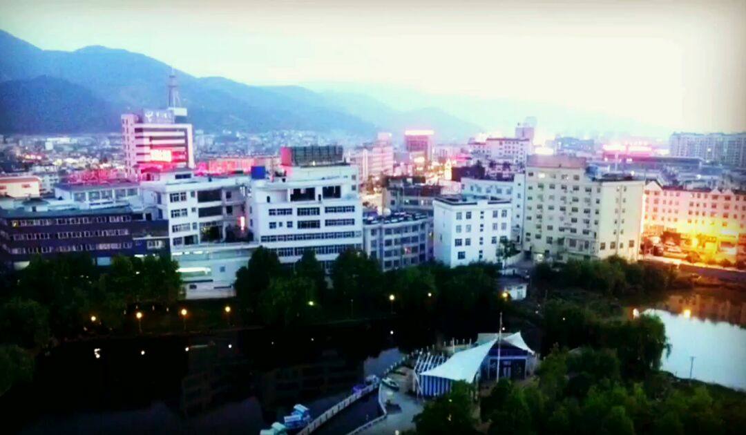 会泽公园夜景