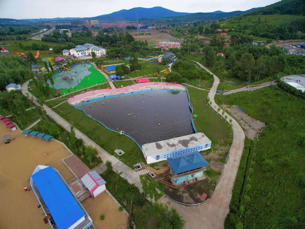 双鸭山市自驾旅游协会成立暨东湖消夏自驾游