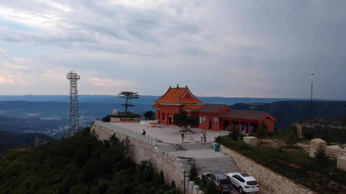 阳泉市郊区 刘备山