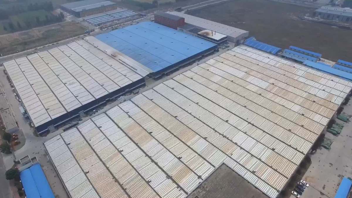 航拍:博洛尼工厂