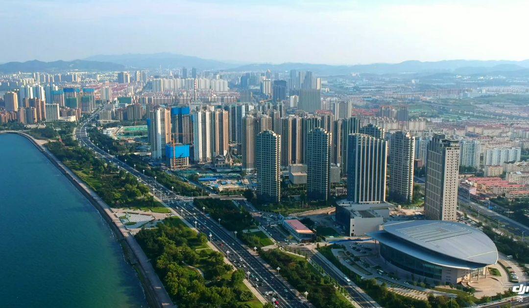 大疆无人机航拍威海公园