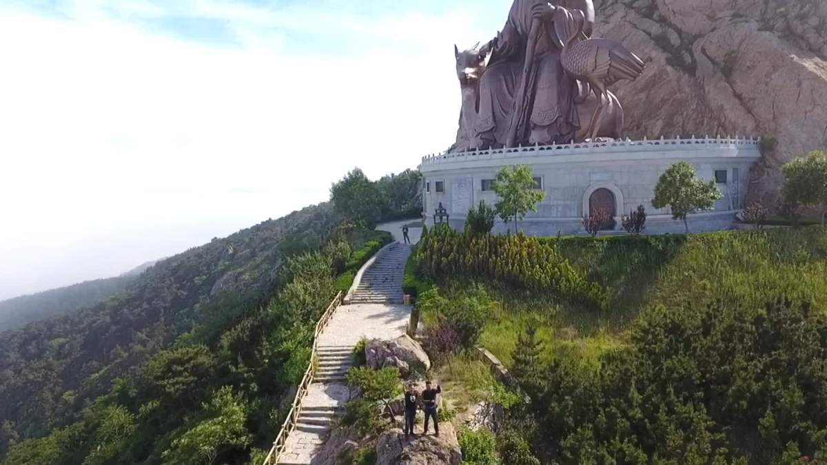 漫步鹿鸣山