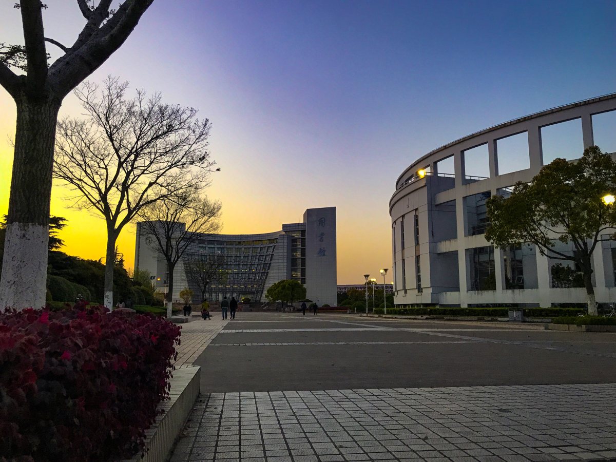 上海大学(宝山校区)shanghai university