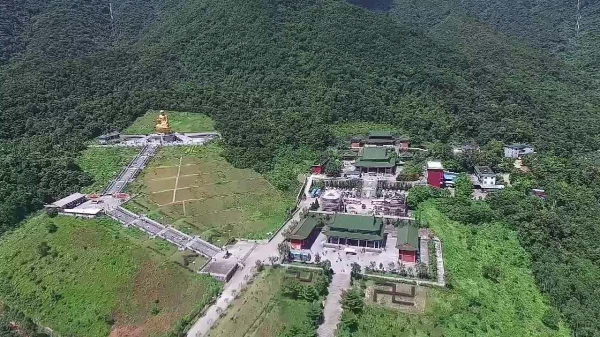 广东省海丰县莲花山鸡鸣寺旅游区