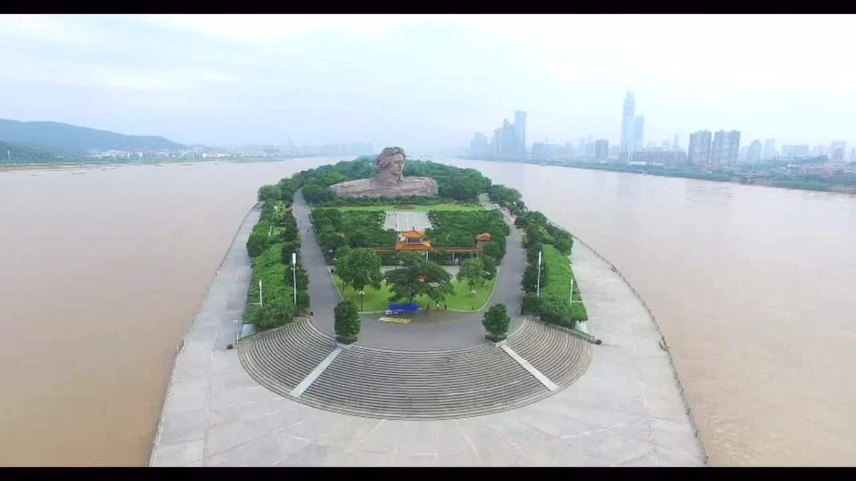 长沙橘子洲头