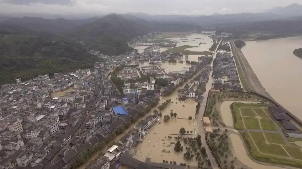 20160621中午12点龙山县电视台 里耶加油!