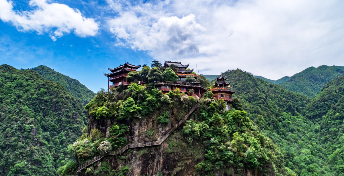 风清水绿牛头山