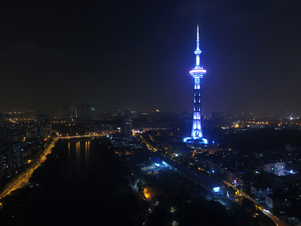 南京电视塔夜拍