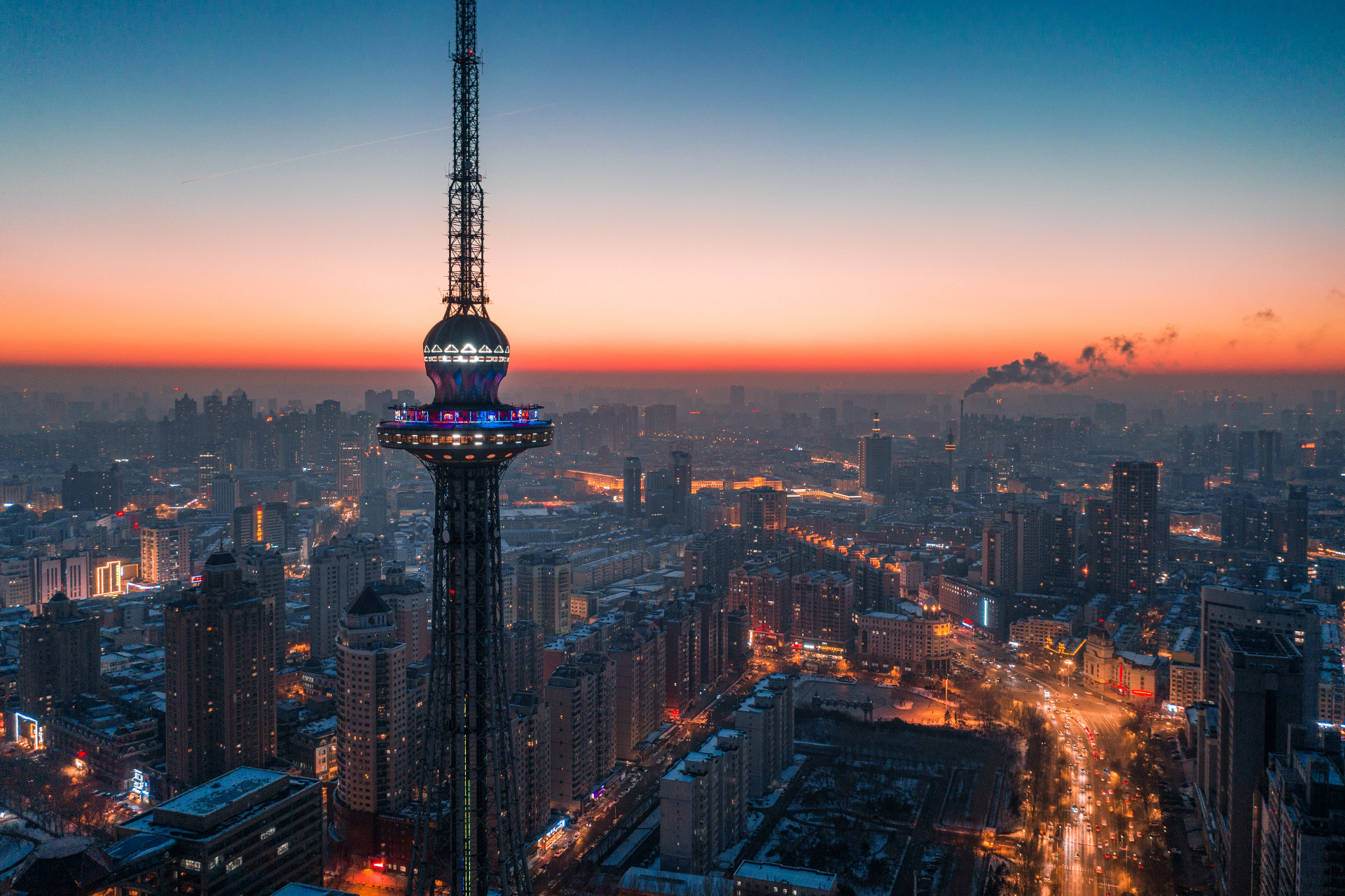 半晚时分黑龙江龙塔