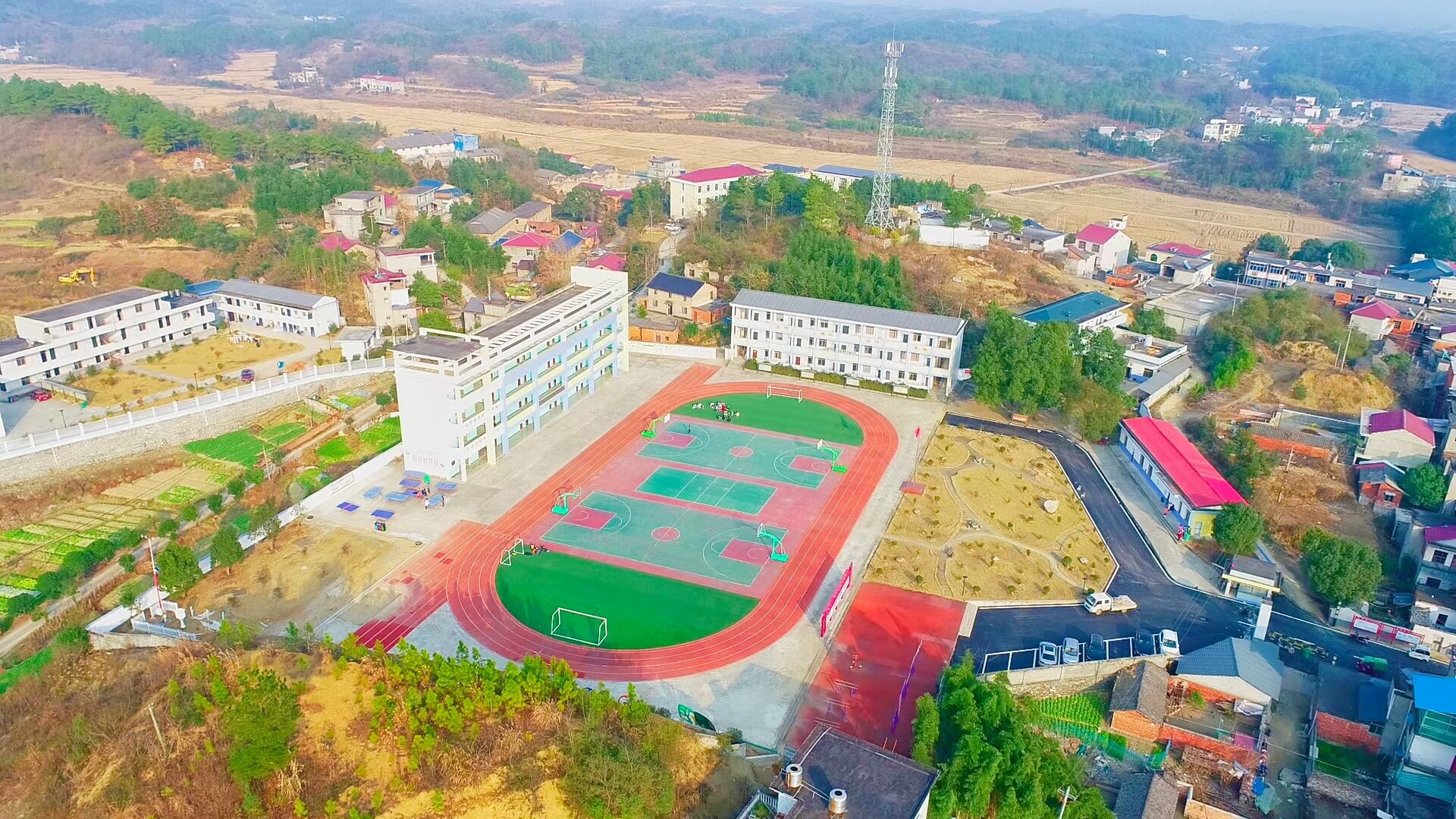 德安县爱民学校