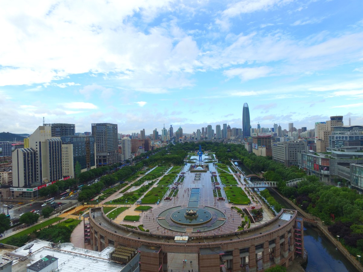 济南市泉城广场