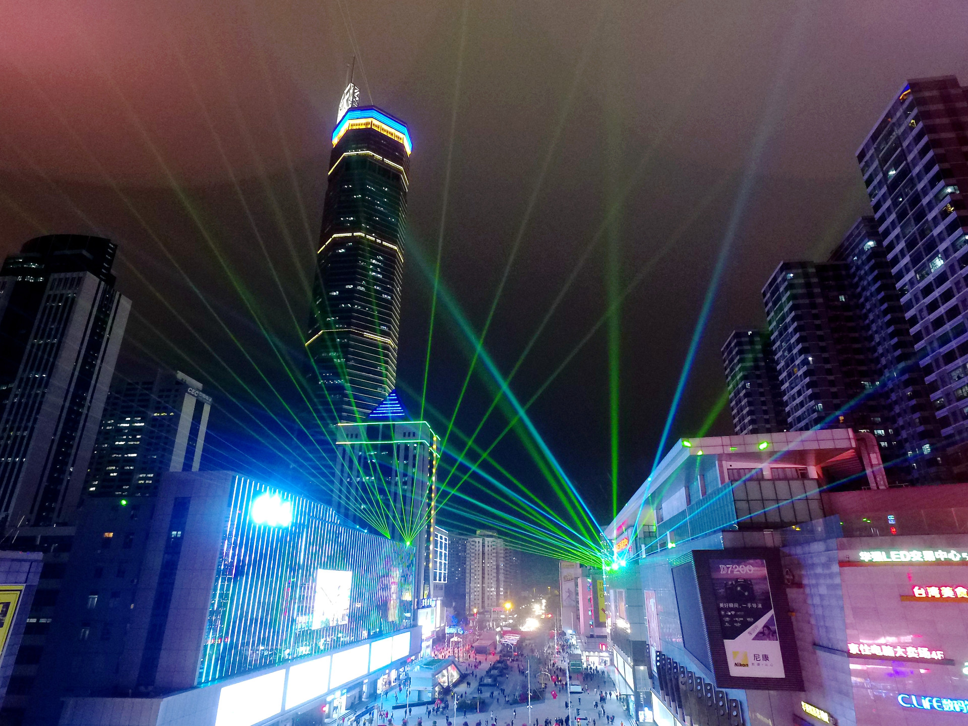 航拍深圳华强北开街夜景