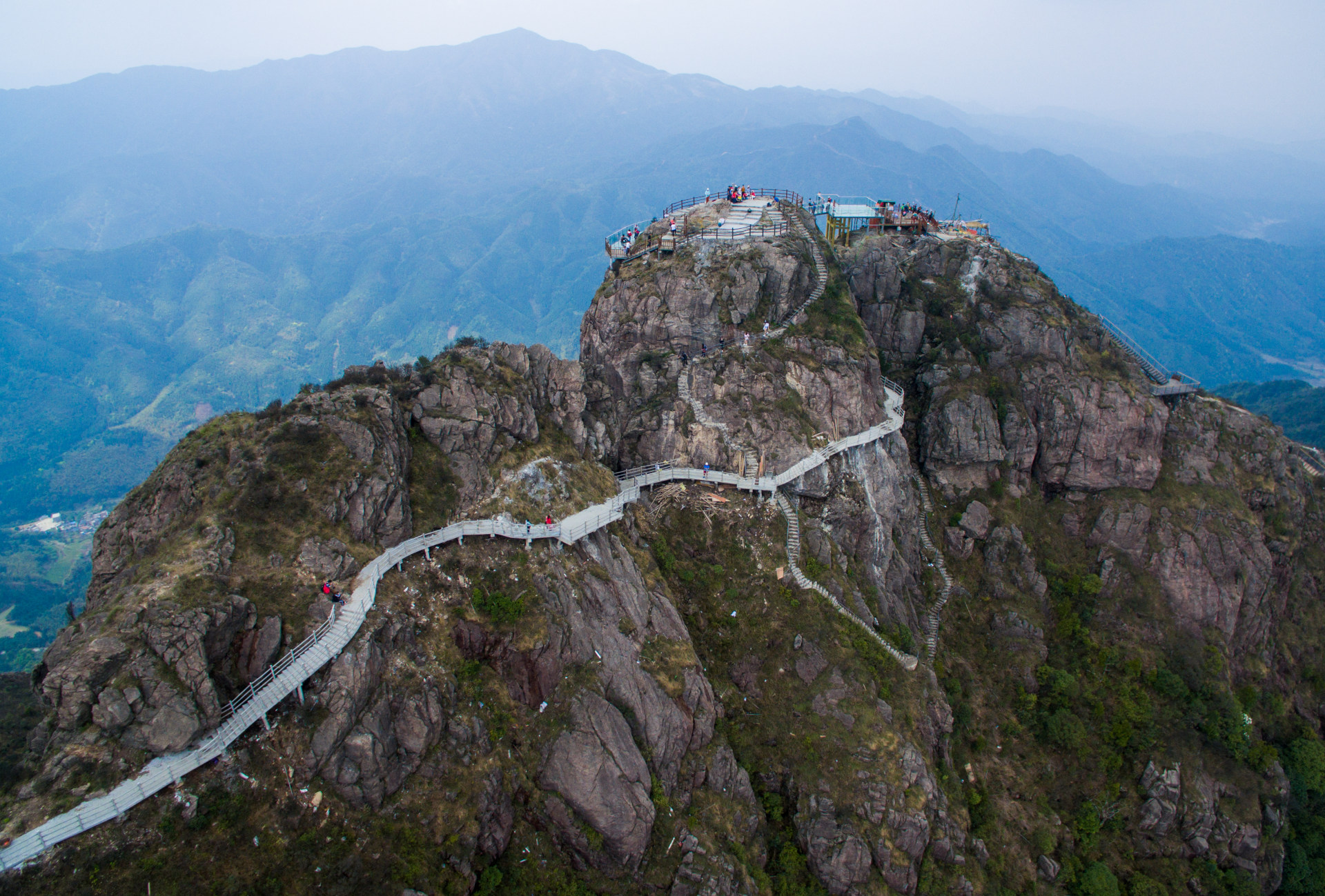 《南粤小华山之金子山》组照 来自 缪华 | 天空之城