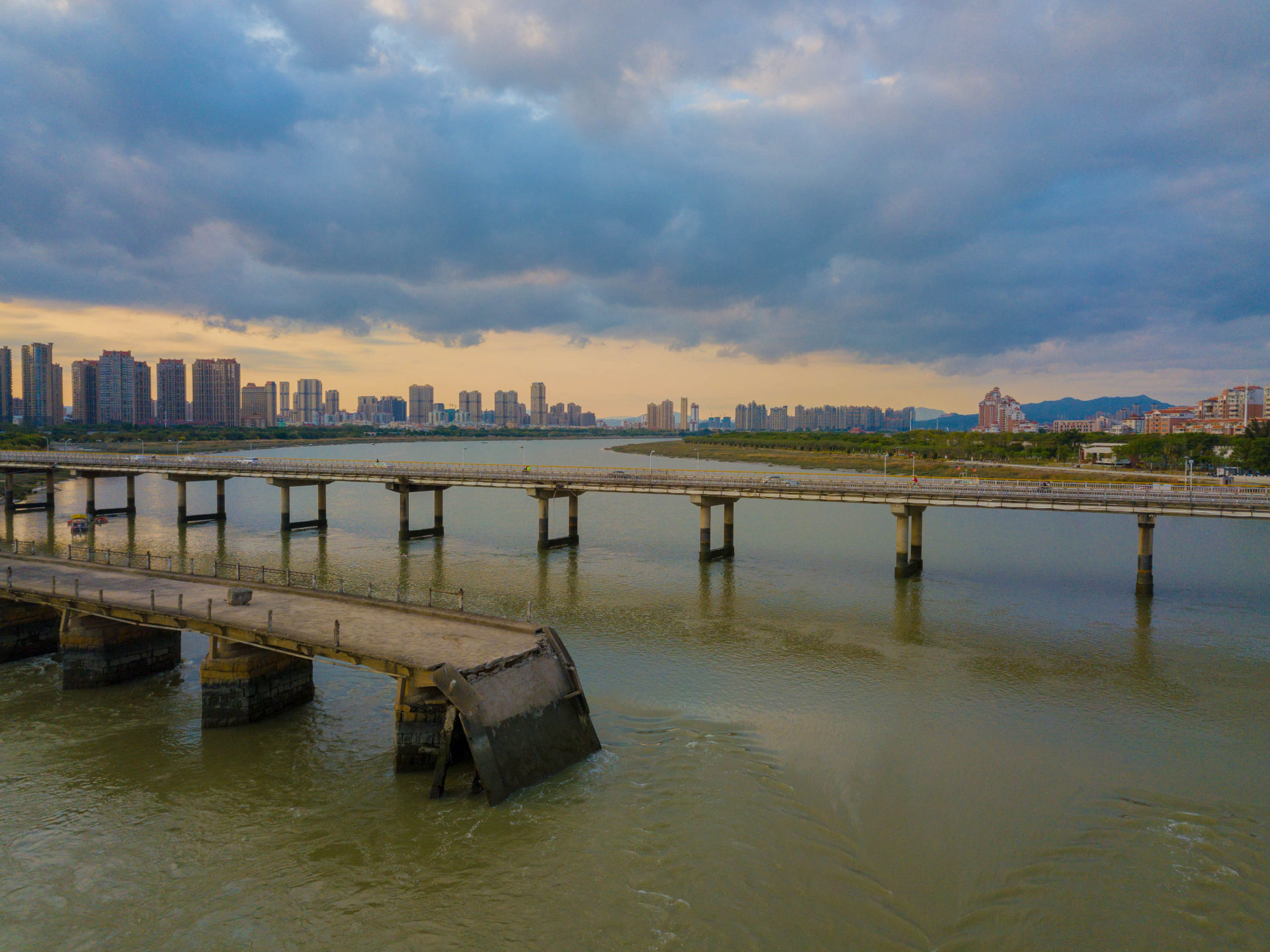 泉州晋江上的三座桥