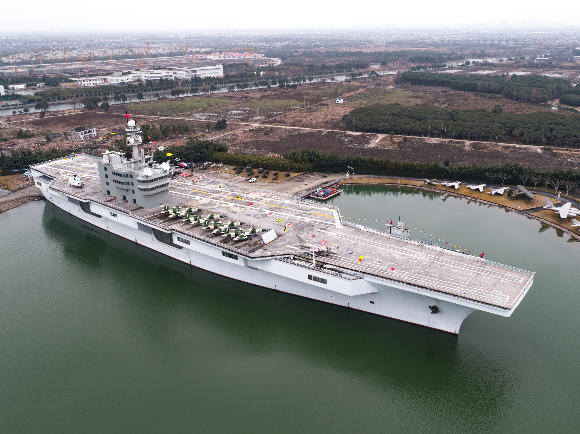 上海青浦区东方绿洲爱国主义教育基地