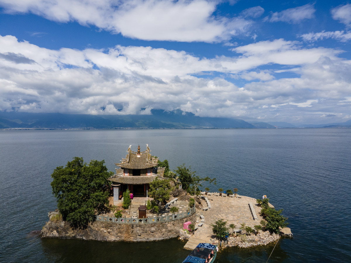 云南大理挖色镇小普陀