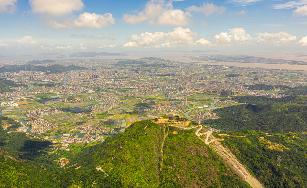 小鎮青年-az白石茗山頂視角 柳白大全貌 20190802展開56設備:mavic 2