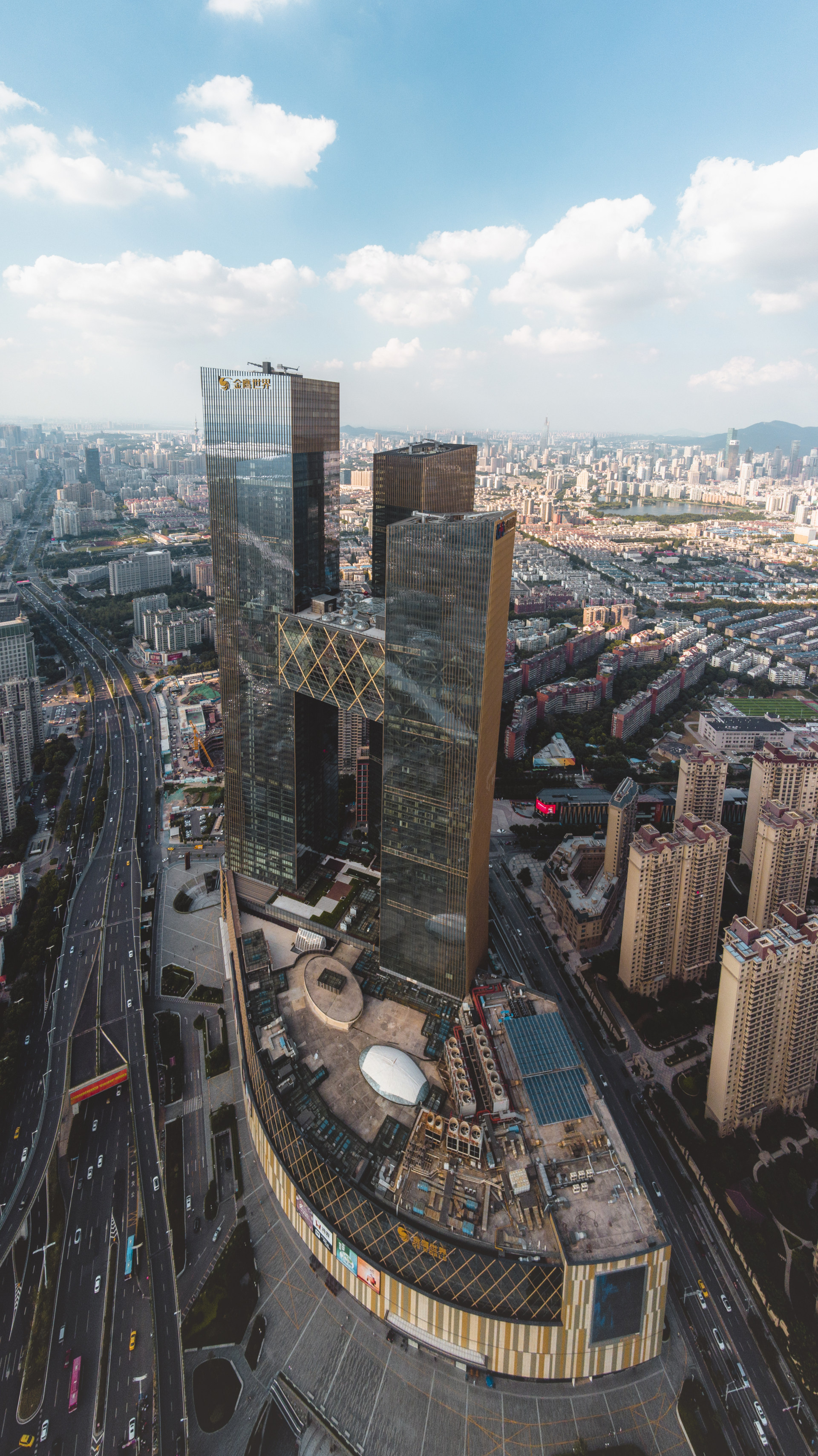 金鹰世界