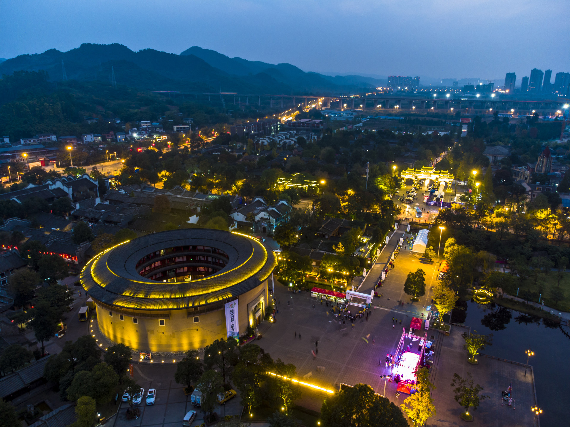 洛带古镇 来自 samumenco | 天空之城