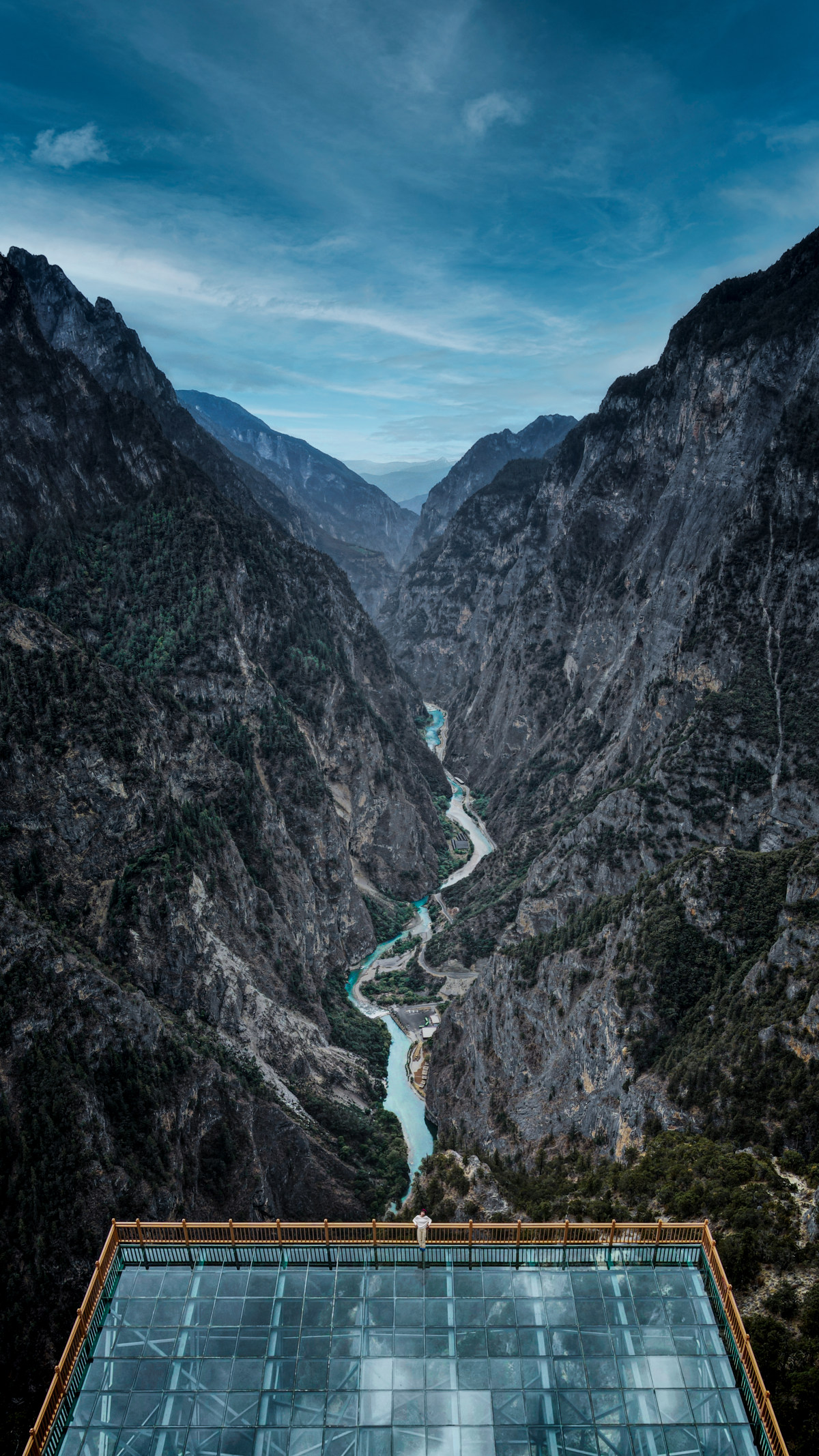 巴拉格宗大峡谷balagezongshangrilagrandcanyon