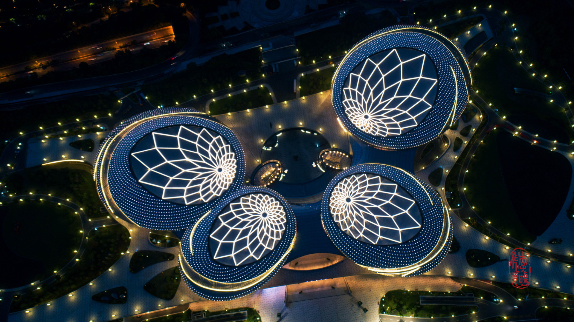 鸟瞰江苏大剧院2