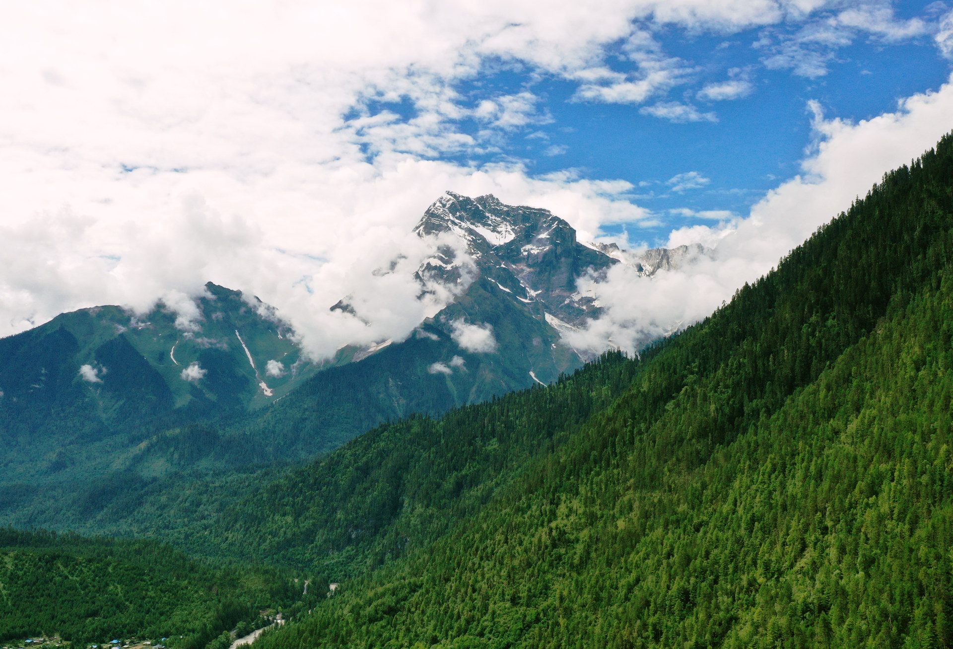 波密雪山