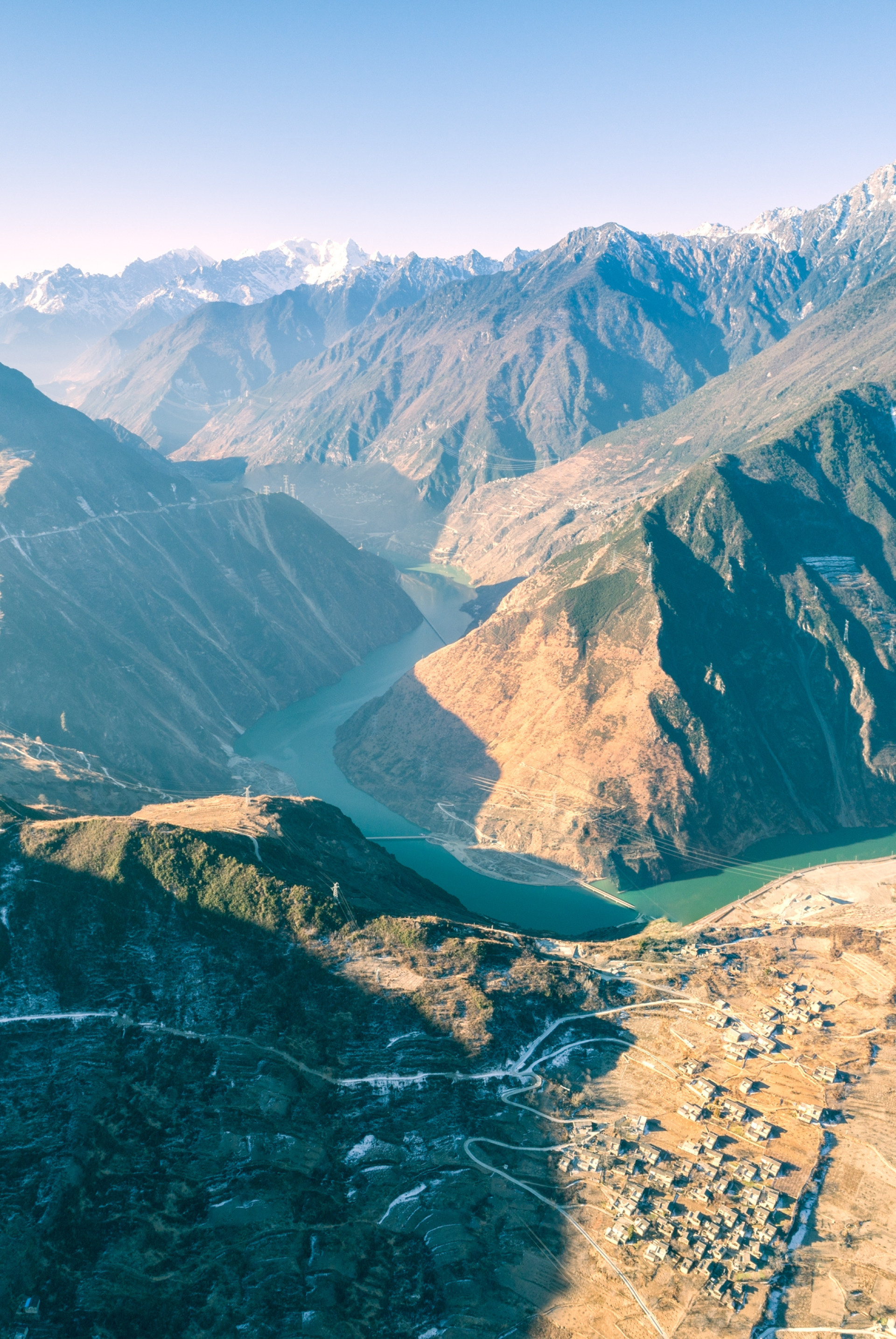 大渡河与峡谷村落