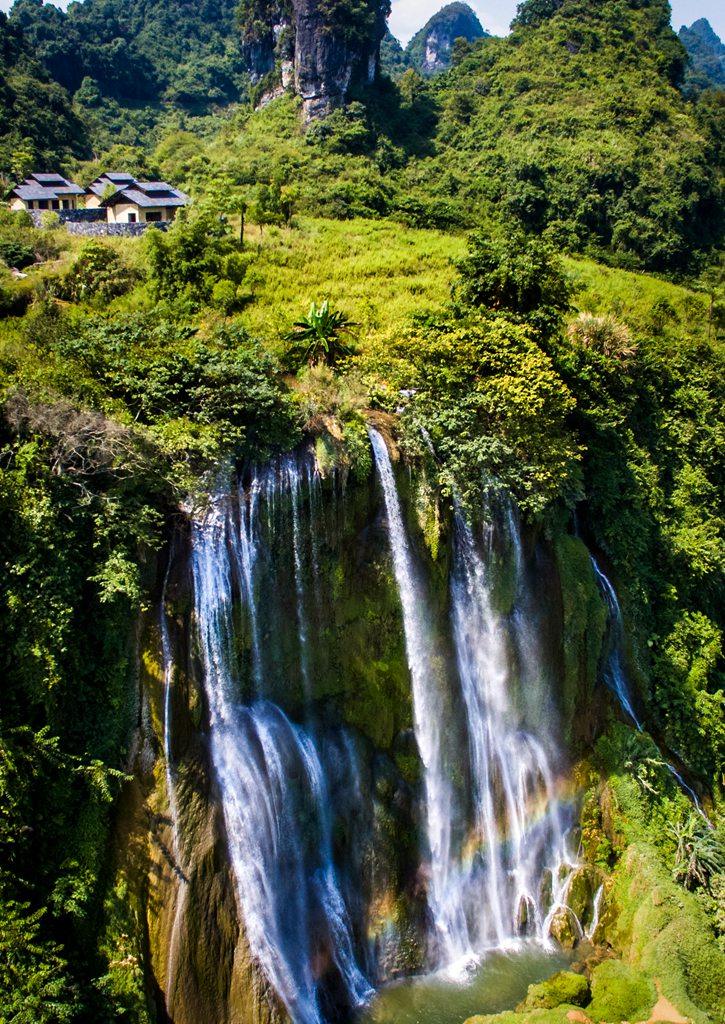 三叠岭瀑布 来自 等待黎明 | 天空之城