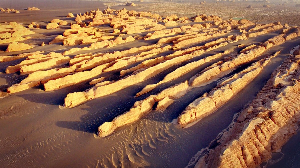 雅丹魔鬼城西海舰队