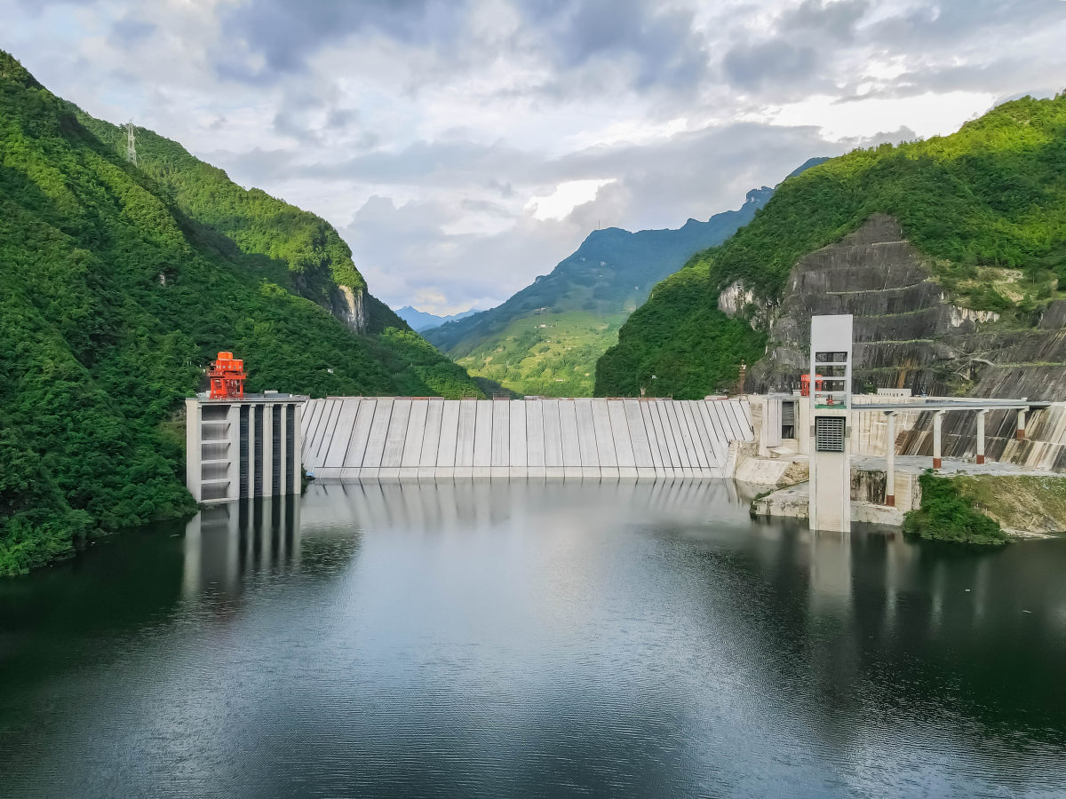 航拍江坪河水电站