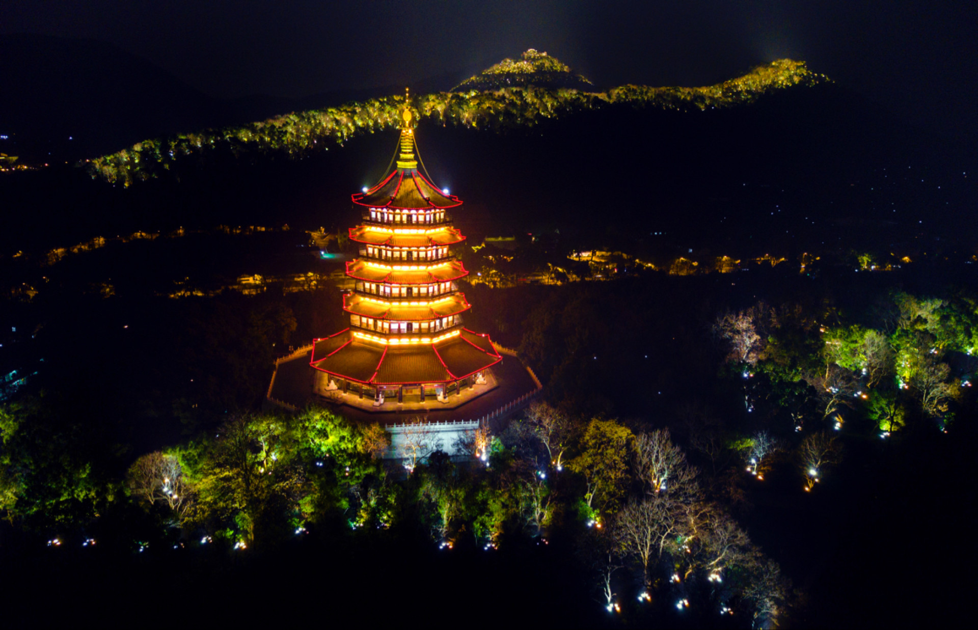 雷峰塔 leifeng pagoda
