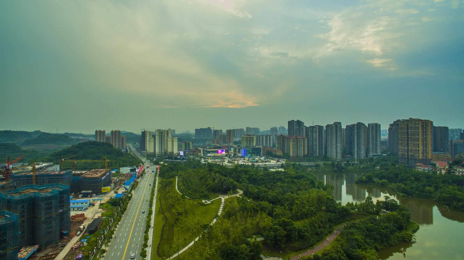 自贡市南湖湿地公园