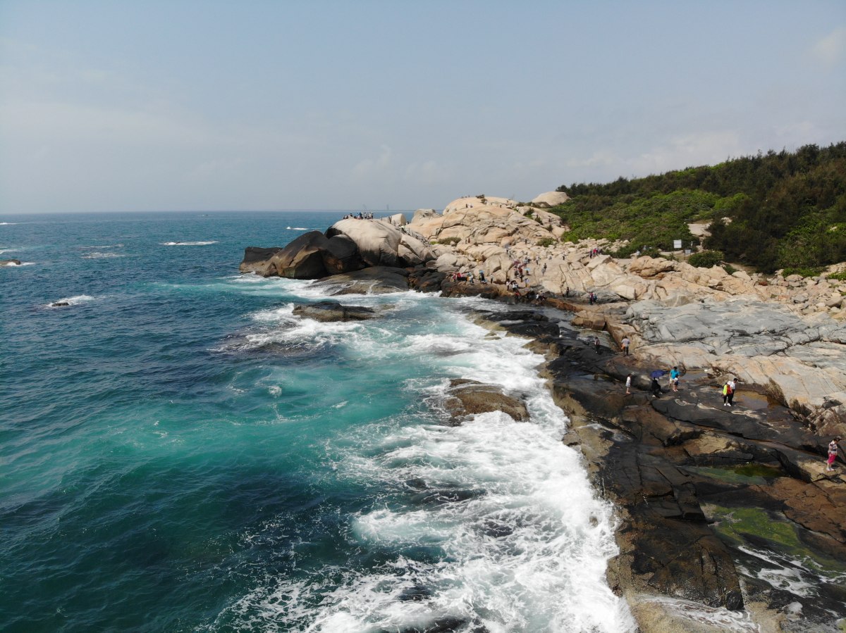 海南文昌石头公园月亮湾