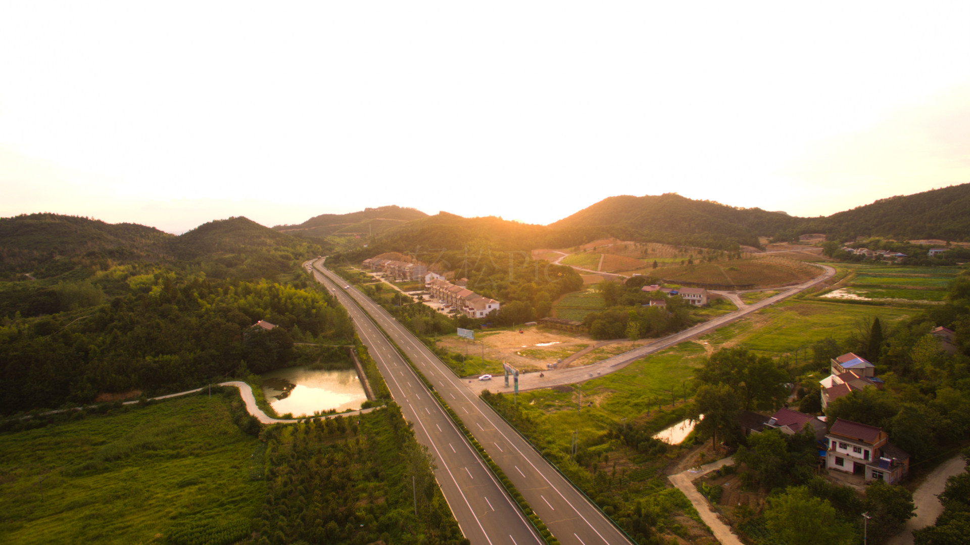 安徽舒城县国道346七门堰段