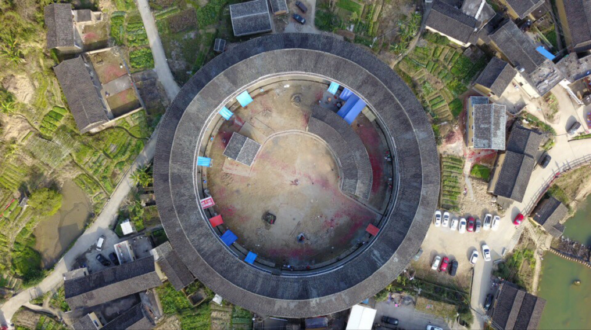 南靖县最大的土楼顺裕楼