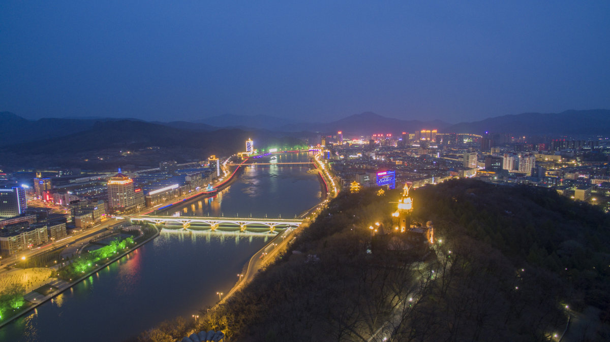 山城通化夜景 来自 瞰客 | 天空之城
