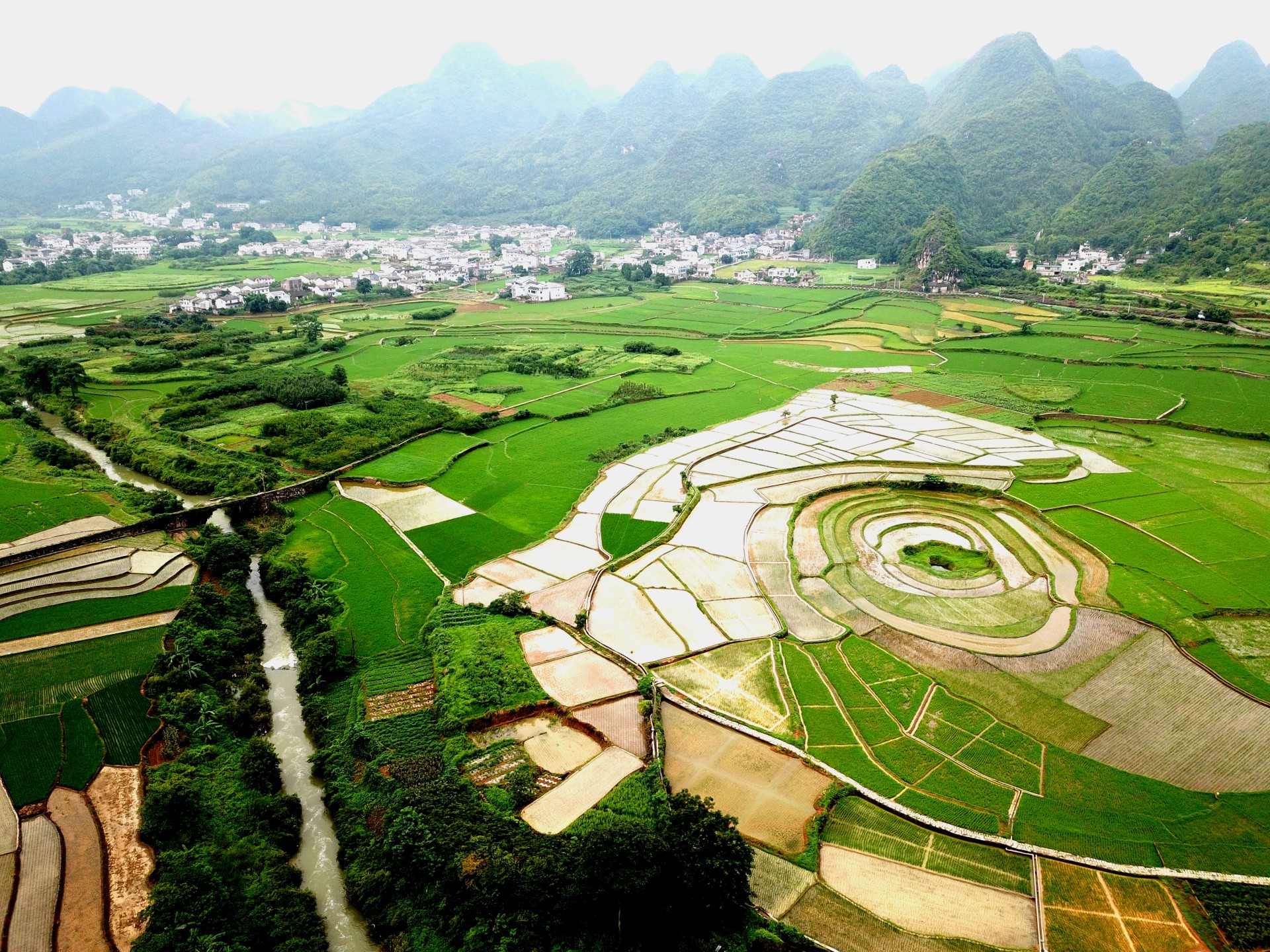 贵州兴义八卦田