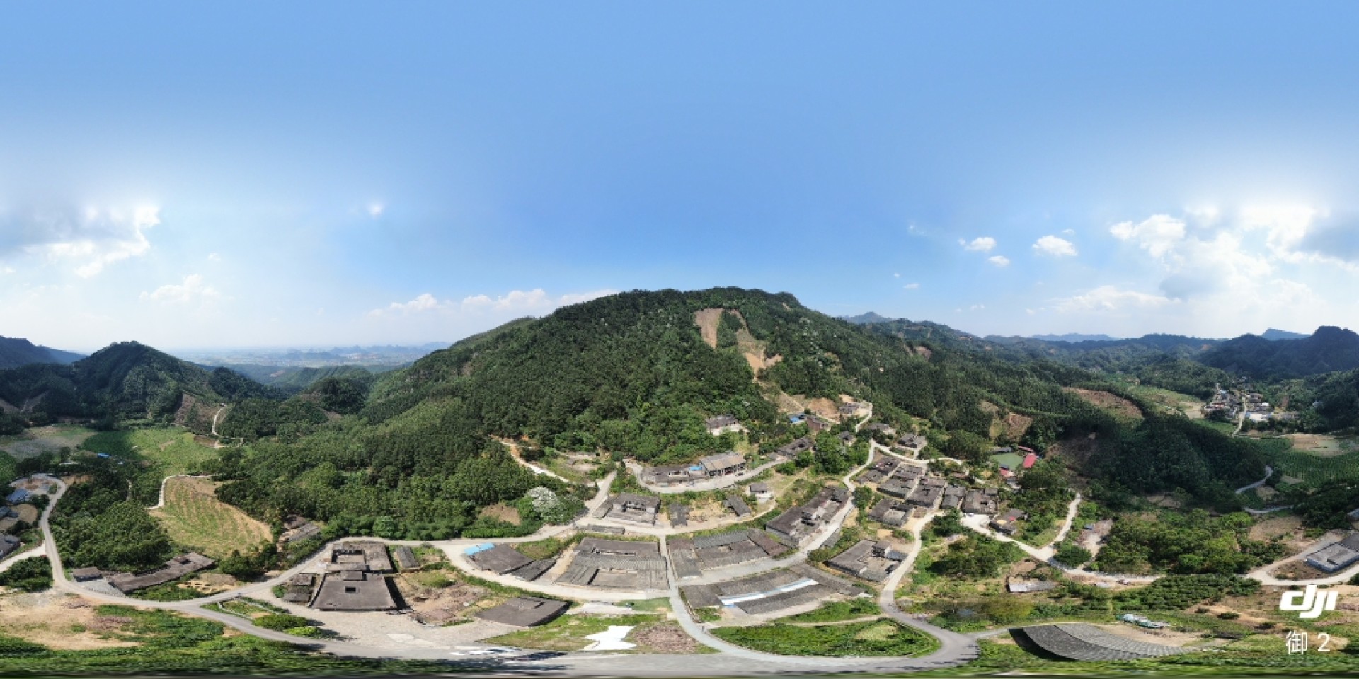 黎塘欧阳村飞马瀑布