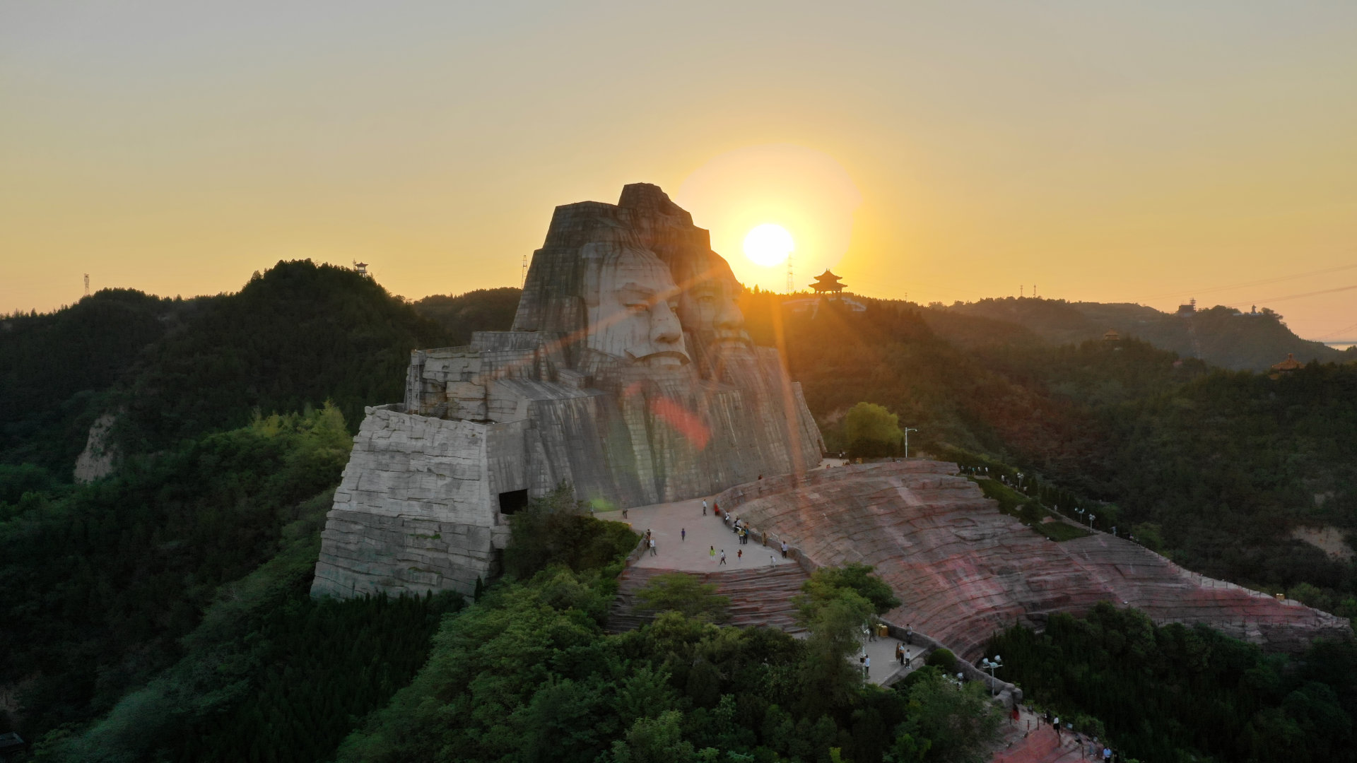 郑州黄河风景区,炎黄二帝像