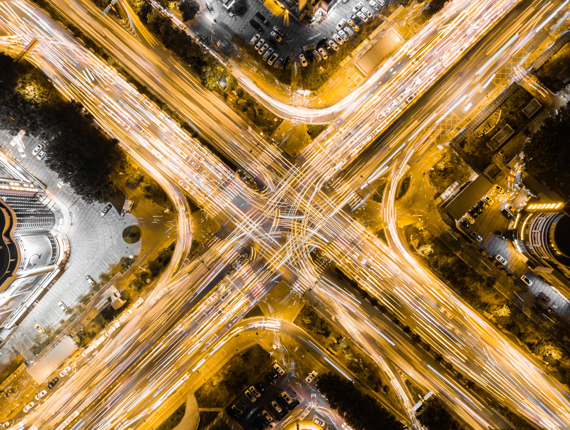 西丽天虹十字路口