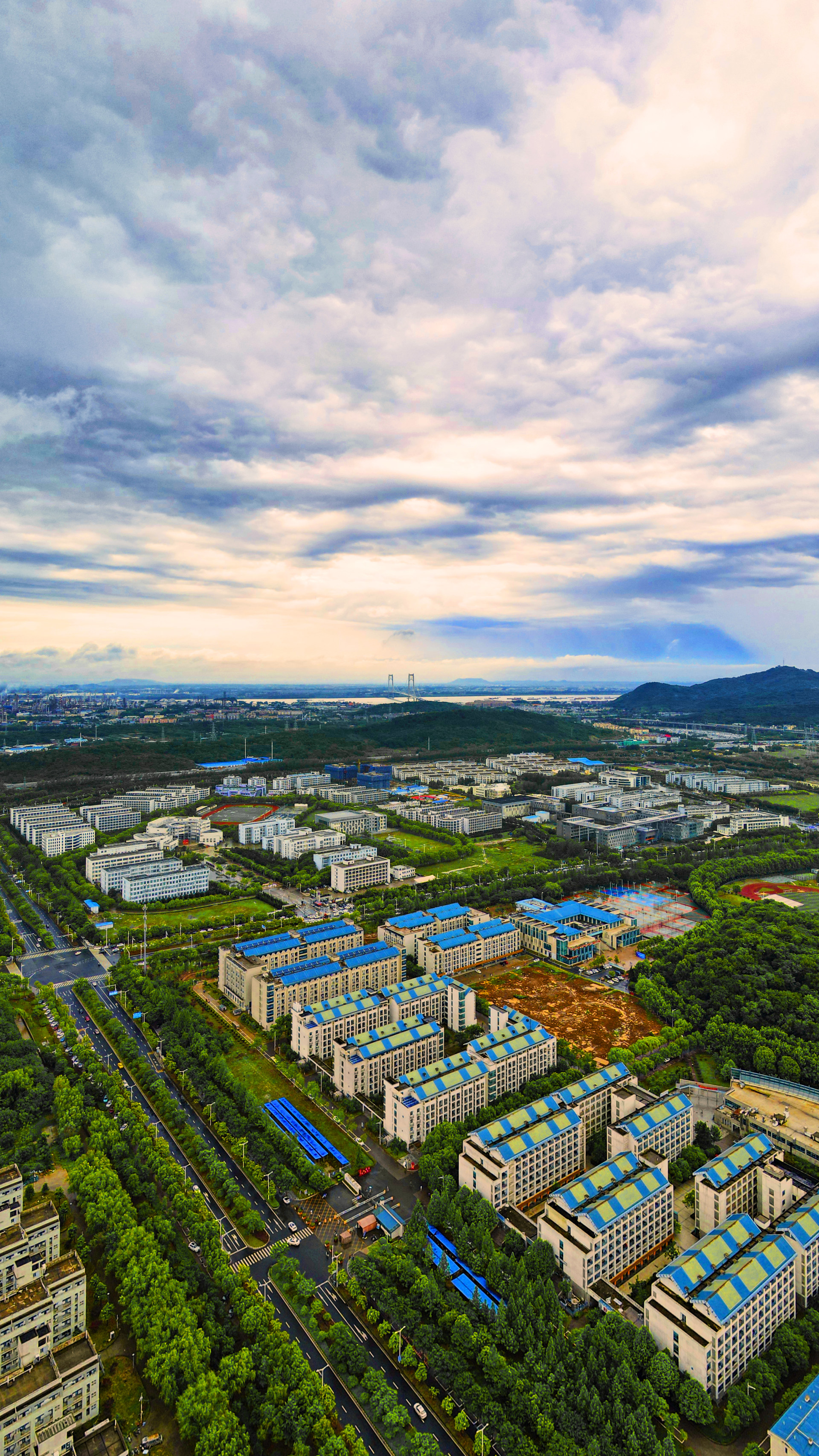 南京工业职业技术大学
