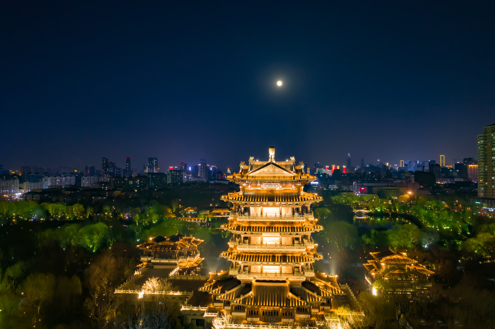 济南大明湖超然楼夜景