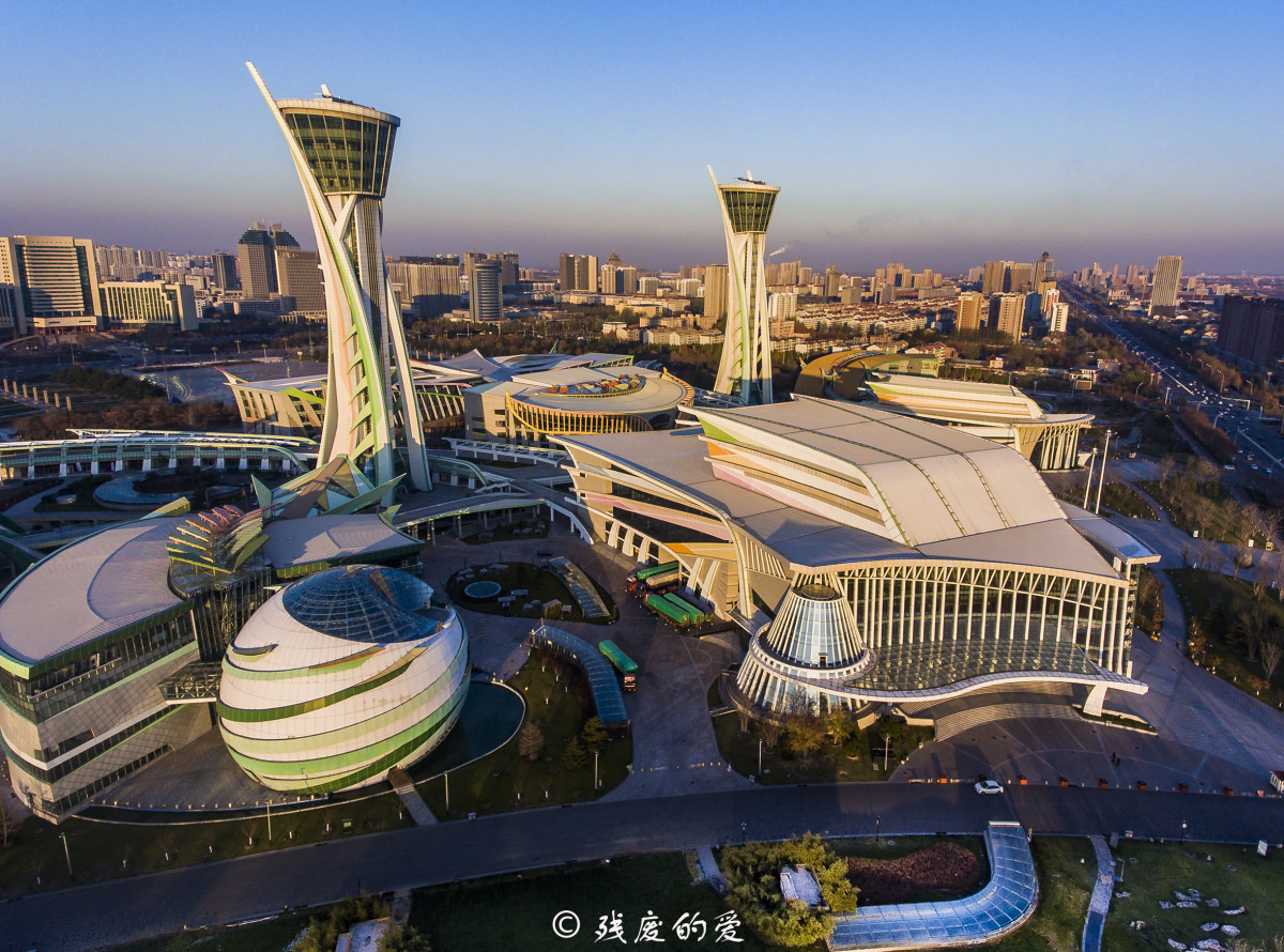 潍坊市保利大剧院