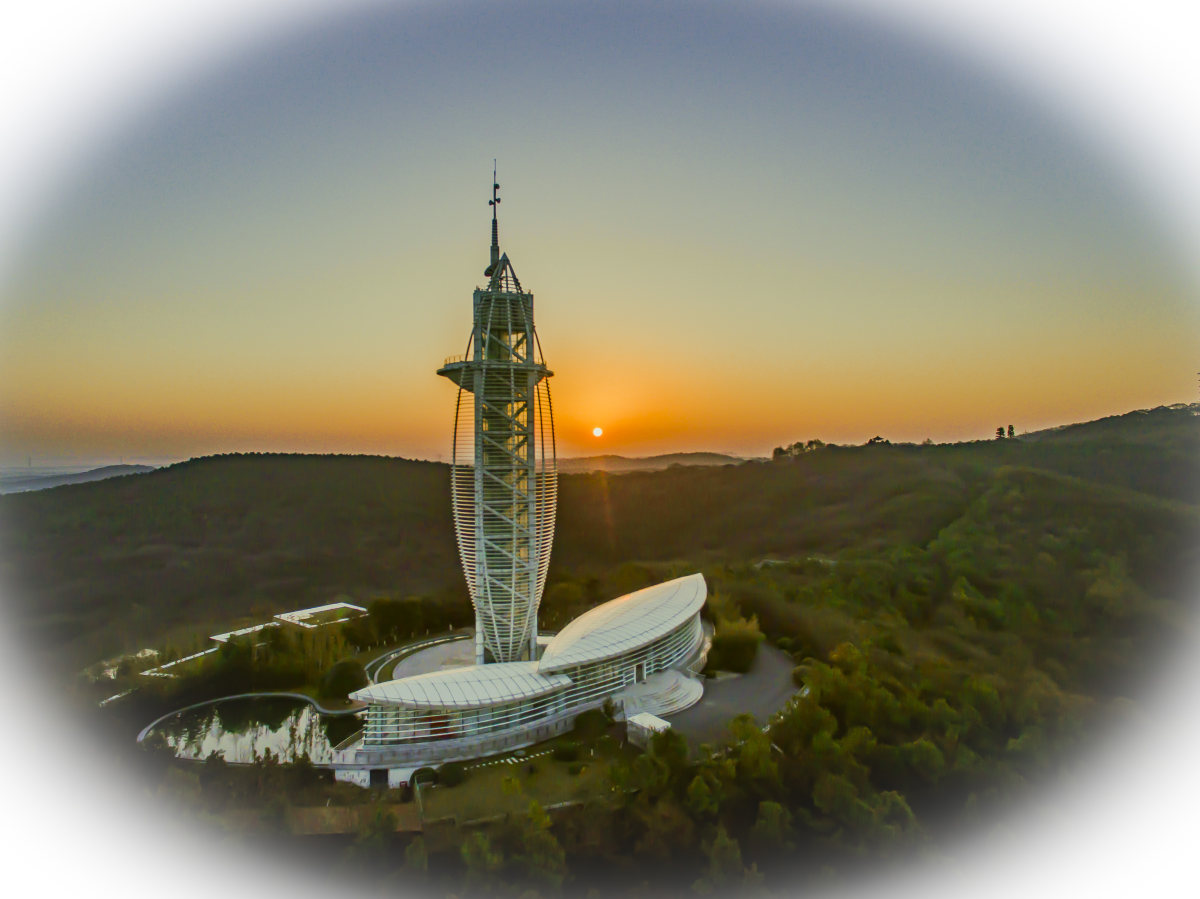 安徽合肥紫蓬山三十八所观光塔日出