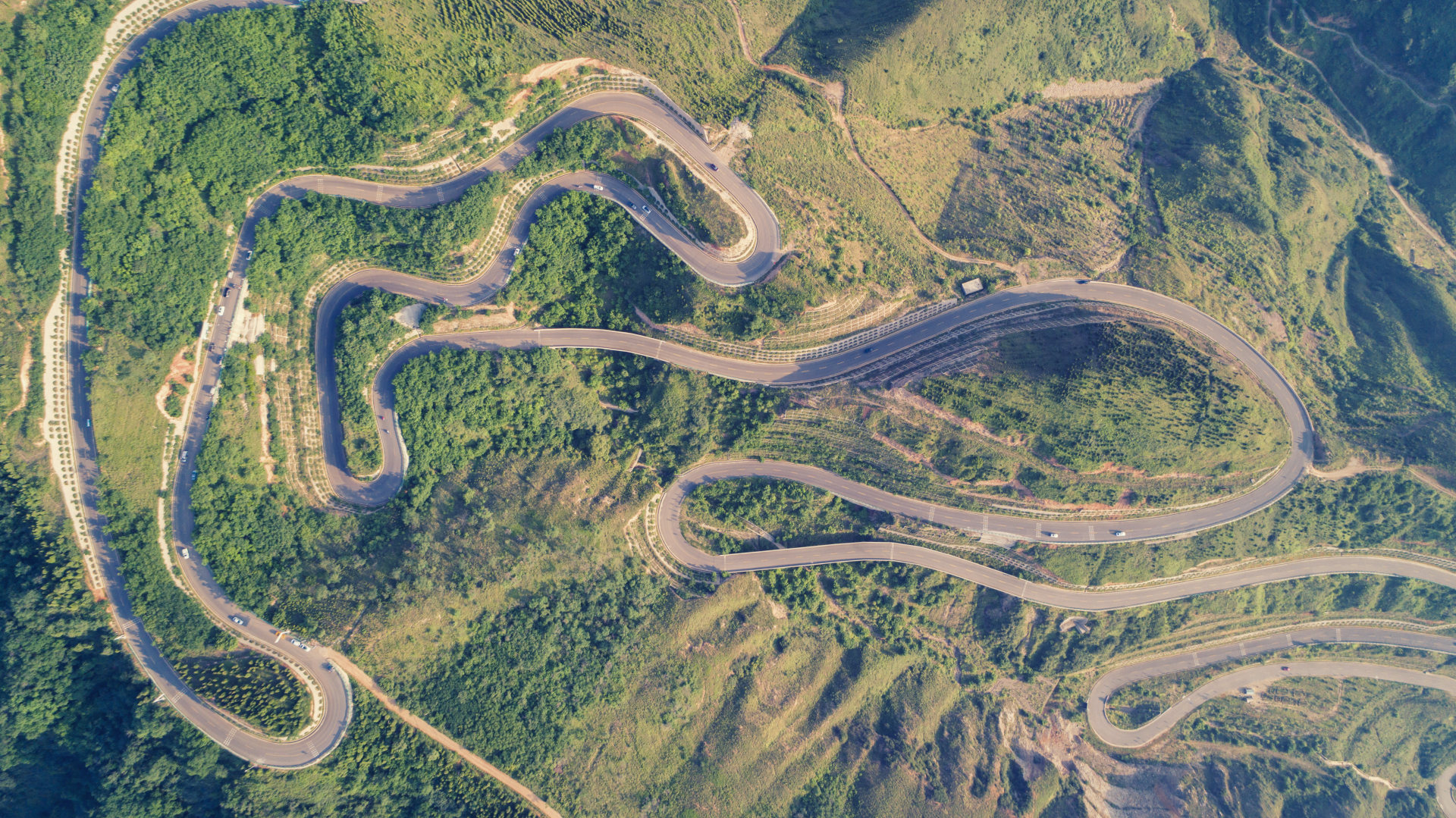 西安临潼骊山最美环山路